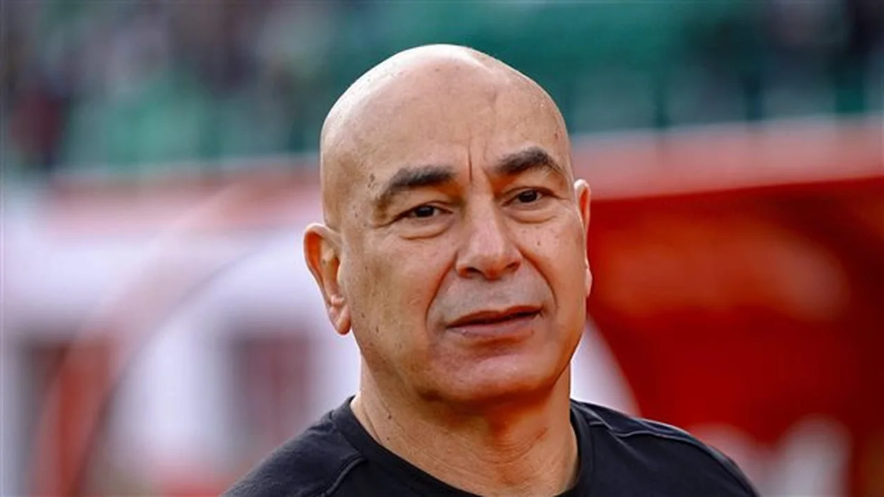 موقف محمد صلاح.. حسام حسن يوضح حقيقة الاعتزال وموعد مباراة نيجيريا المرتقبة